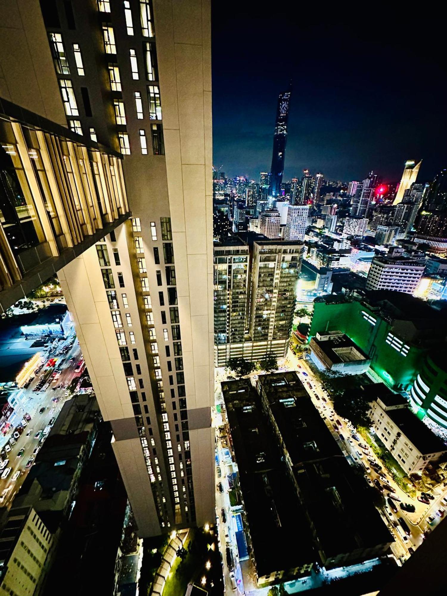 Axon Infinity Pool Kl Apartment Kuala Lumpur Exterior photo